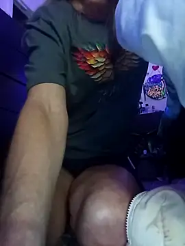 Snapshot of cammyquart chatting on November 11, 2025, 12:27 am cammyquart online show from November 11, 2025, 12:27 am