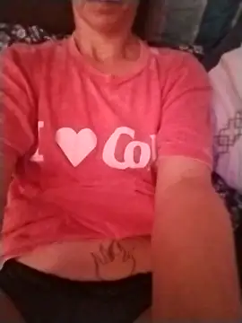 Snapshot of cammyquart chatting on February 18, 2025, 5:42 am cammyquart online show from February 18, 2025, 5:42 am