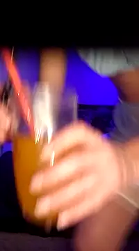 Snapshot of cammyquart chatting on December 28, 2024, 6:49 am cammyquart online show from December 28, 2024, 6:49 am