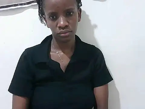 Snapshot of prettybeee chatting on October 22, 2025, 2:27 pm prettybeee online show from October 22, 2025, 2:27 pm