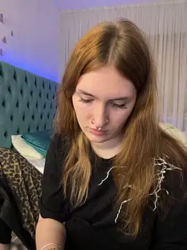 Snapshot of _Chlo__e chatting on October 12, 2025, 9:38 pm Chlo e online show from October 12, 2025, 9:38 pm