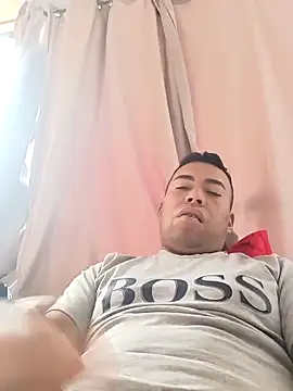 Diego leon27 online show from November 25, 2025, 3:34 pm