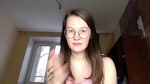 MiriamOr online show from February 9, 2025, 1:25 pm