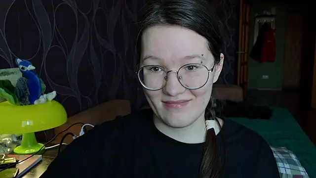 Snapshot of MiriamOr chatting on February 22, 2026, 8:39 am MiriamOr online show from February 22, 2026, 8:39 am