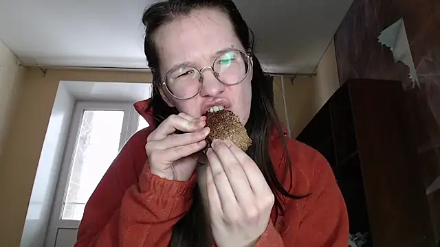 MiriamOr online show from February 26, 2025, 10:27 am