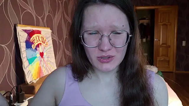 Snapshot of MiriamOr chatting on November 13, 2025, 7:01 am MiriamOr online show from November 13, 2025, 7:01 am