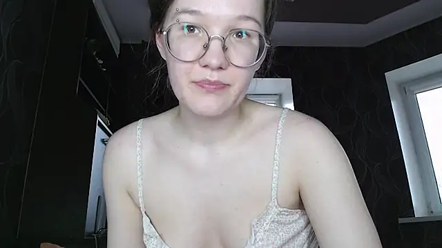 MiriamOr online show from March 16, 2025, 10:55 am