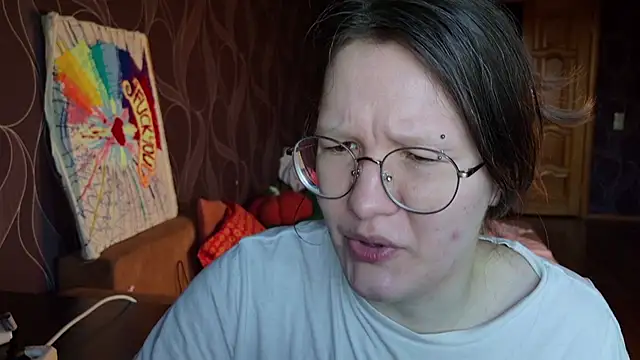 Snapshot of MiriamOr chatting on November 15, 2025, 7:34 am MiriamOr online show from November 15, 2025, 7:34 am