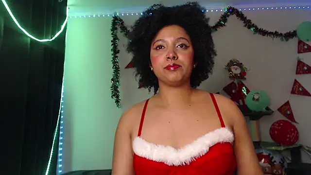 Snapshot of michell_bling1 chatting on December 25, 2024, 5:16 am michell bling1 online show from December 25, 2024, 5:16 am