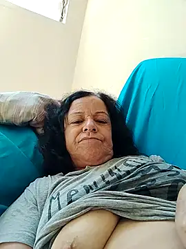 Snapshot of mariy522 chatting on April 6, 2026, 2:29 pm mariy522 online show from April 6, 2026, 2:29 pm