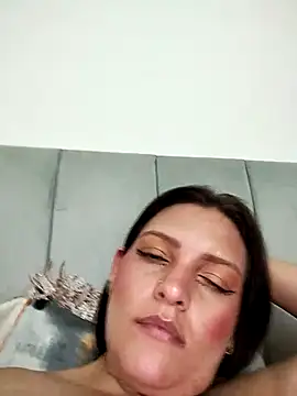 Snapshot of Mia_Hampton chatting on March 7, 2025, 10:21 pm Mia Hampton online show from March 7, 2025, 10:21 pm