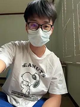 Snapshot of h4779150 chatting on December 14, 2025, 2:40 am h4779150 online show from December 14, 2025, 2:40 am