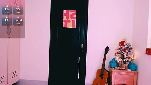 Snapshot of Cosmo_Riri chatting on December 18, 2025, 5:34 am Cosmo Riri online show from December 18, 2025, 5:34 am