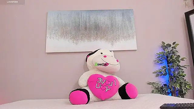 Snapshot of Briana_Wells_ chatting on November 5, 2025, 1:58 pm Briana Wells online show from November 5, 2025, 1:58 pm