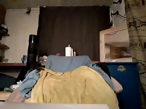 Snapshot of Willinganalslut chatting on July 13, 2026, 10:53 pm Willinganalslut online show from July 13, 2026, 10:53 pm