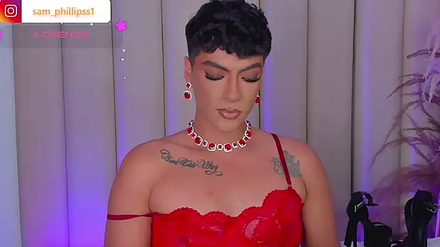 Snapshot of sam_phillipss chatting on December 1, 2025, 10:32 pm sam phillipss online show from December 1, 2025, 10:32 pm