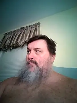 GeneWade45 online show from October 12, 2025, 4:58 am