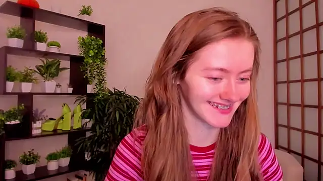 KateCuddle online show from September 11, 2025, 2:44 am