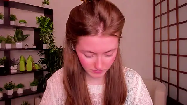 KateCuddle online show from September 19, 2025, 2:26 am