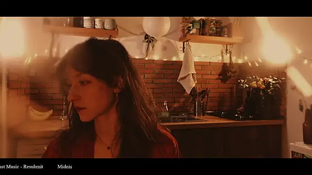 Snapshot of WebCora chatting on February 11, 2026, 5:35 pm WebCora online show from February 11, 2026, 5:35 pm