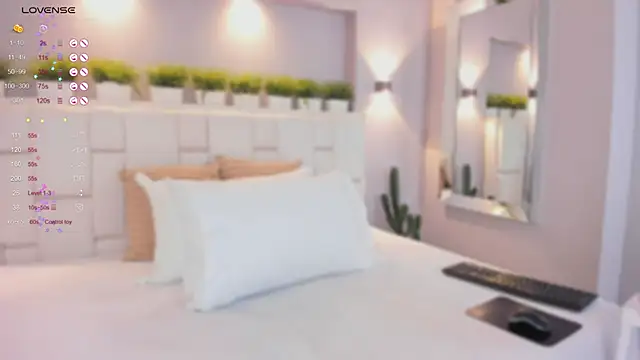 Snapshot of ValeriaGarcia chatting on February 18, 2026, 12:23 pm ValeriaGarcia online show from February 18, 2026, 12:23 pm