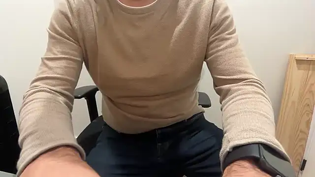 Snapshot of rickyi2023 chatting on November 2, 2025, 6:24 pm rickyi2023 online show from November 2, 2025, 6:24 pm