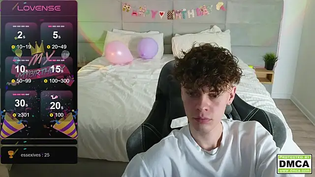 Snapshot of cute_thomas chatting on February 15, 2025, 6:55 pm cute thomas online show from February 15, 2025, 6:55 pm