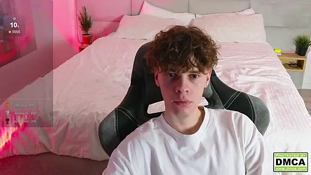 Snapshot of cute_thomas chatting on February 4, 2025, 2:17 am cute thomas online show from February 4, 2025, 2:17 am