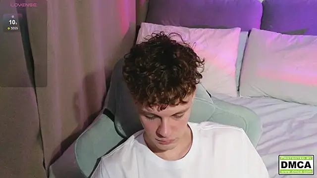 Snapshot of cute_thomas chatting on December 15, 2025, 8:58 pm cute thomas online show from December 15, 2025, 8:58 pm