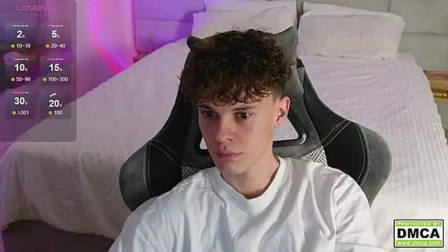 Snapshot of cute_thomas chatting on December 25, 2024, 8:07 pm cute thomas online show from December 25, 2024, 8:07 pm