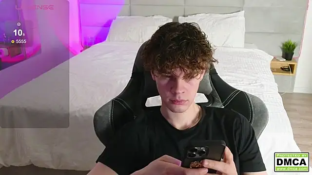 Snapshot of cute_thomas chatting on March 11, 2025, 7:58 pm cute thomas online show from March 11, 2025, 7:58 pm