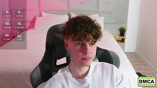 Snapshot of cute_thomas chatting on January 30, 2025, 8:21 pm cute thomas online show from January 30, 2025, 8:21 pm