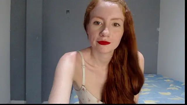 Snapshot of Ginger_giirl chatting on March 1, 2025, 11:15 pm Ginger giirl online show from March 1, 2025, 11:15 pm