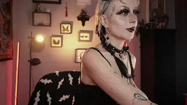 insania 9999  online show from March 10, 2026, 4:11 pm