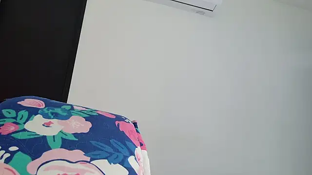 Snapshot of celeste_sea chatting on April 28, 2026, 7:18 pm celeste sea online show from April 28, 2026, 7:18 pm