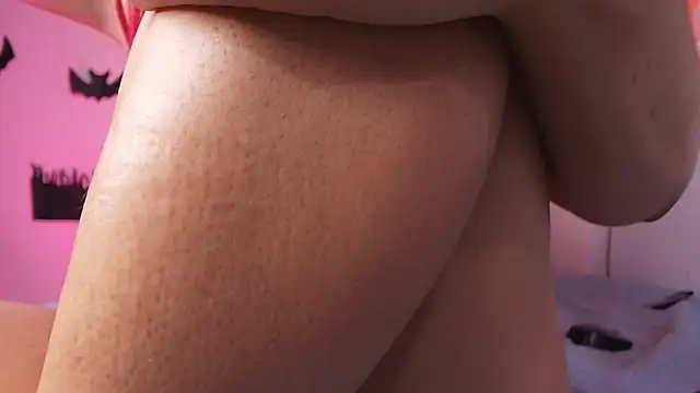 Snapshot of celeste_sea chatting on October 25, 2025, 7:14 pm celeste sea online show from October 25, 2025, 7:14 pm