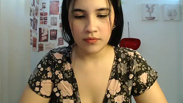 Snapshot of InocentHeaven1 chatting on July 13, 2026, 7:57 pm InocentHeaven1 online show from July 13, 2026, 7:57 pm