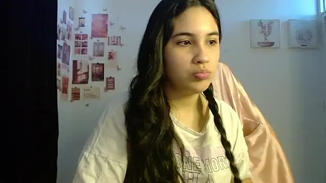 InocentHeaven1 online show from March 16, 2026, 12:42 pm