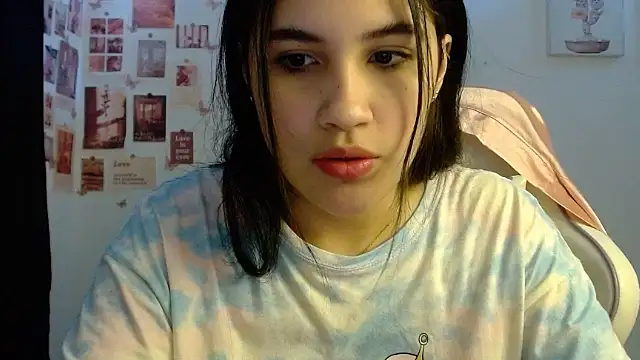 InocentHeaven1 online show from March 28, 2026, 1:12 pm