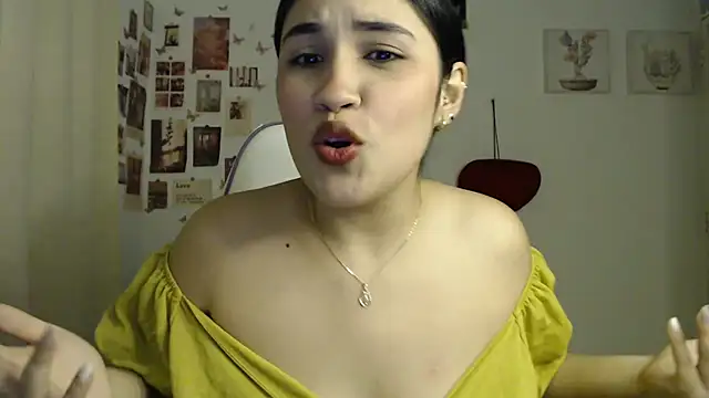 Snapshot of InocentHeaven1 chatting on June 17, 2026, 11:47 pm InocentHeaven1 online show from June 17, 2026, 11:47 pm