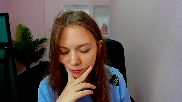 Persephoni online show from October 7, 2025, 8:54 pm