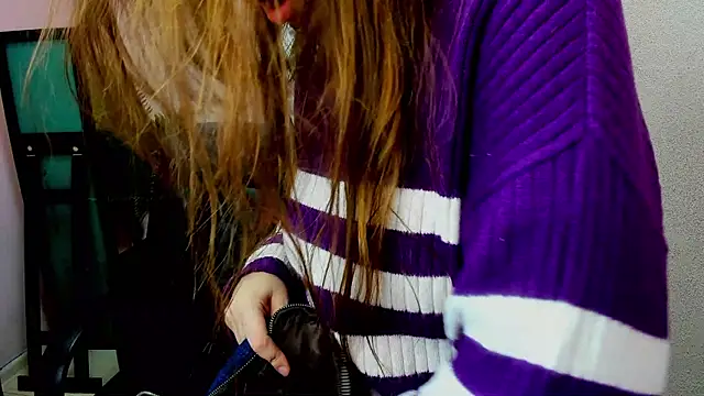 Persephoni online show from March 16, 2025, 6:09 am