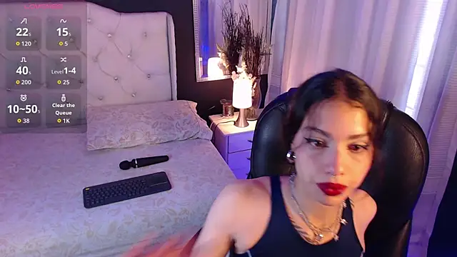 Snapshot of LiaVillalobos chatting on October 22, 2025, 2:05 pm LiaVillalobos online show from October 22, 2025, 2:05 pm