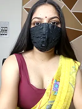 Snapshot of _desigori chatting on March 18, 2025, 3:34 am  desigori online show from March 18, 2025, 3:34 am