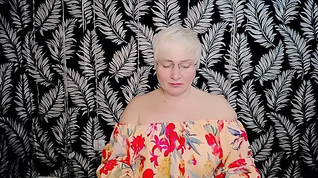 Olivia playful online show from April 9, 2026, 10:32 am