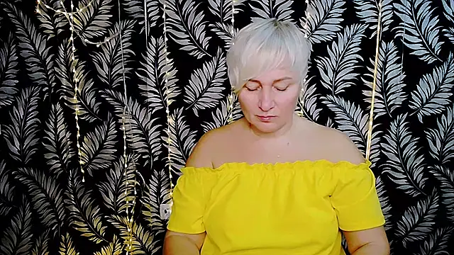 Olivia playful online show from November 18, 2025, 10:07 am