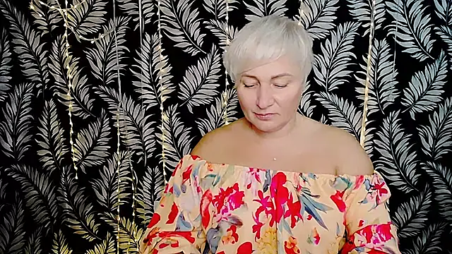 Olivia playful online show from October 27, 2025, 12:39 pm