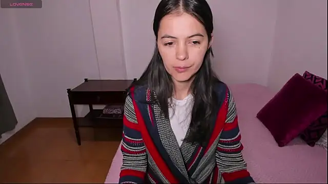 sarasweet 4 online show from February 11, 2026, 1:44 pm