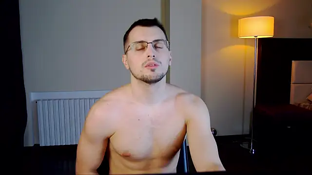 Friend12321 online show from February 16, 2025, 2:20 am