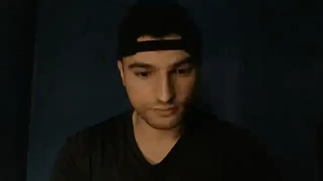 Snapshot of alex_blu chatting on May 14, 2026, 10:12 am alex blu online show from May 14, 2026, 10:12 am